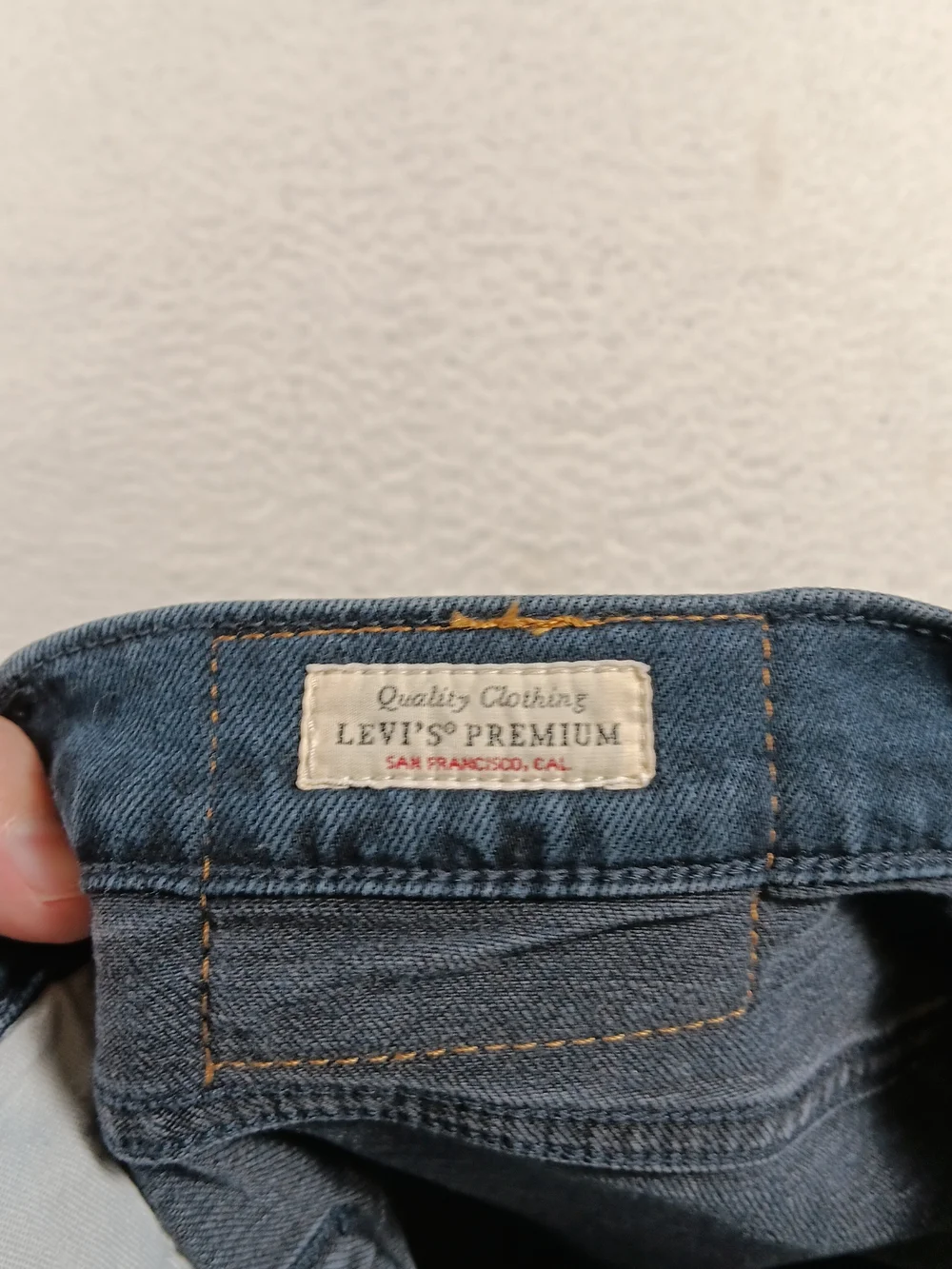 Levis 541 Premium Jeans Mens 32x30 Blue Denim Athletic Taper Fit Big E Stretch